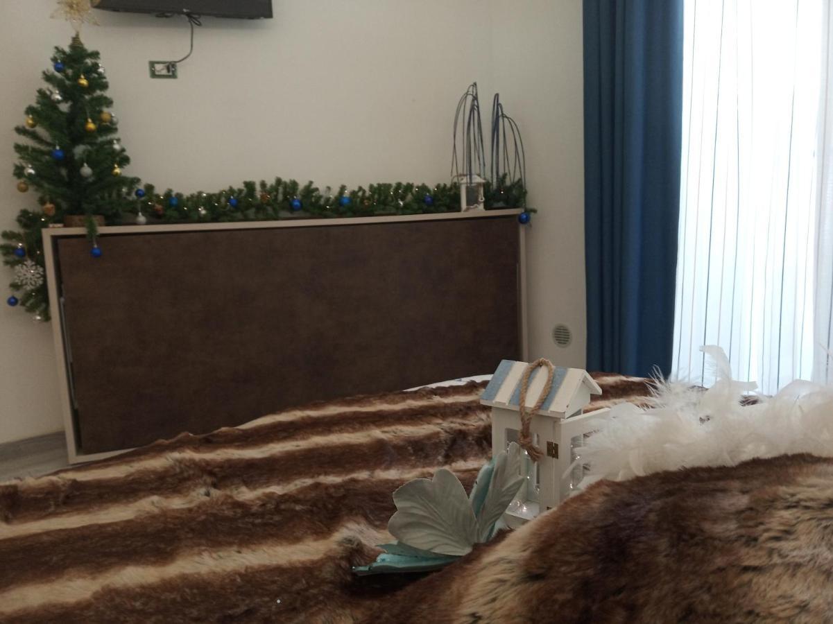 Acquazzurra Affittacamere Torre Lapillo Exteriör bild