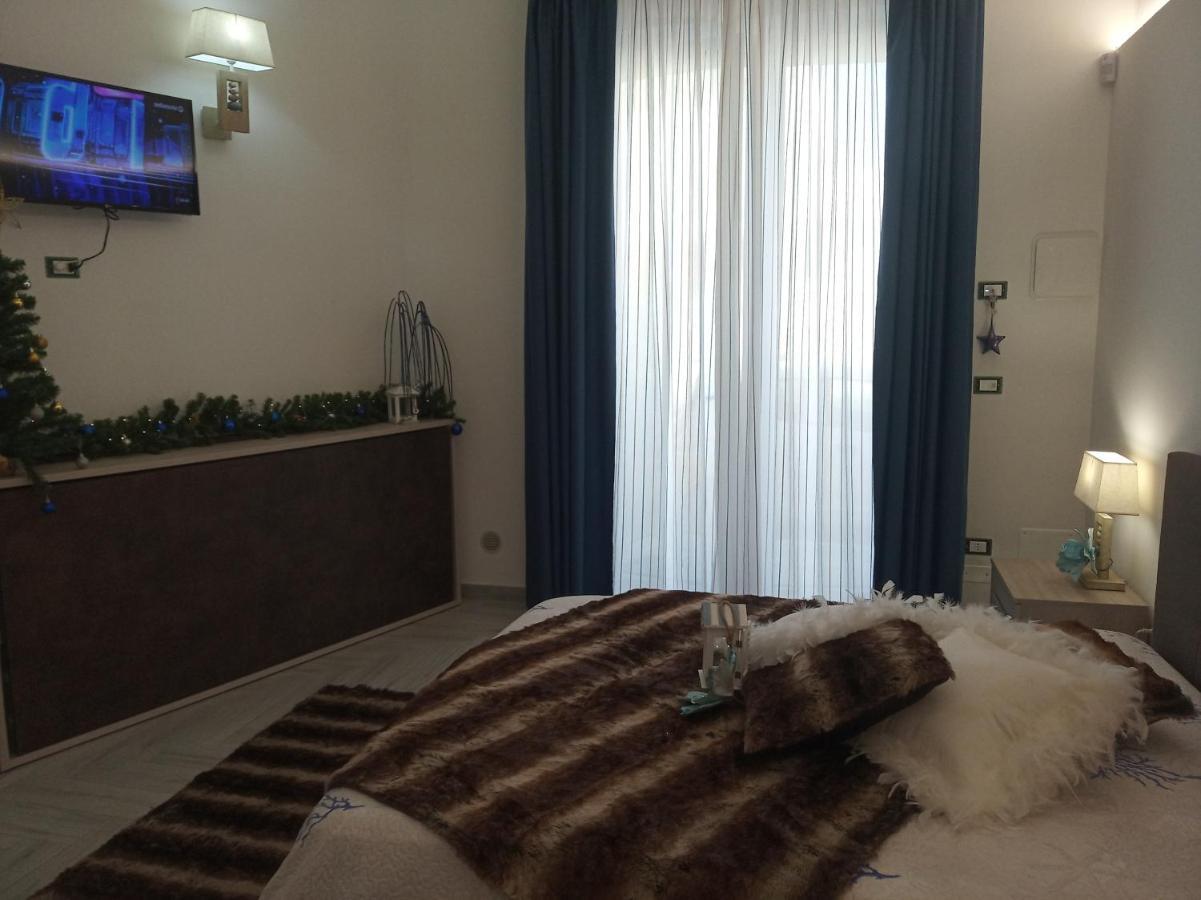 Acquazzurra Affittacamere Torre Lapillo Exteriör bild
