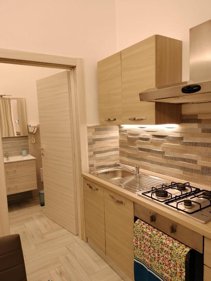 Acquazzurra Affittacamere Torre Lapillo Rum bild