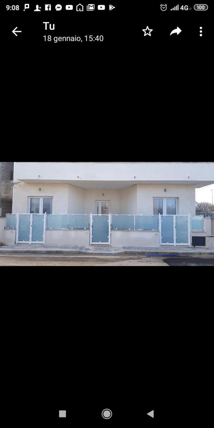 Acquazzurra Affittacamere Torre Lapillo Rum bild