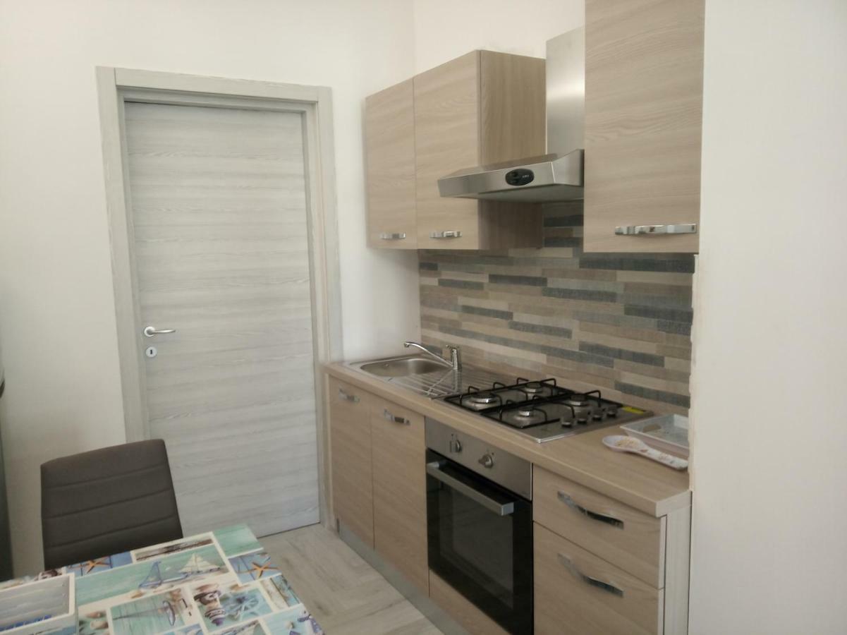 Acquazzurra Affittacamere Torre Lapillo Exteriör bild